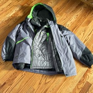 Zeroxposure matching coat set. Boys size large. Down. Excellent condition.